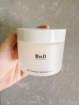 비엔디 프리용[한/영]BnD 바디 주름개선 엉덩이크림 — 5점을 준 리뷰어가 2024년 11월 올린 사용 사진
