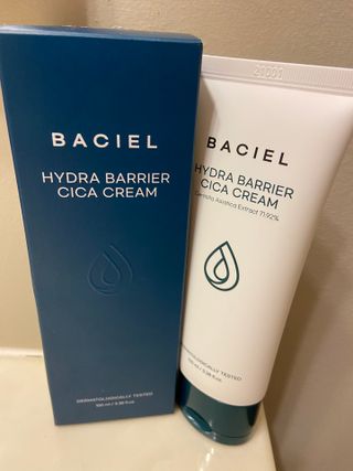 바시엘 BACIEL 바시엘 하이드라 베리어 시카 크림 — 5점을 준 리뷰어가 2021년 4월 올린 사용 사진