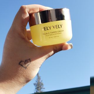 VELY VELY Yuja C-tamin Cream — 5점을 준 리뷰어가 2021년 5월 올린 사용 사진