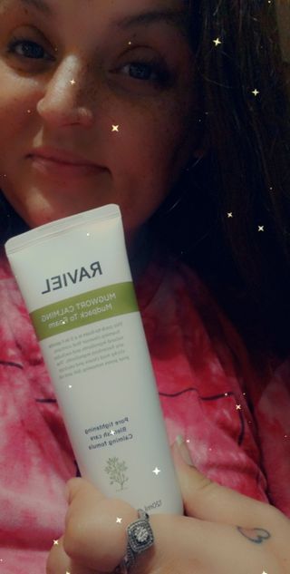 라비엘 머그워트 그린머드 팩투폼 페이스 클렌저, 4.1fl oz(120ml), 2-in-1 멀티 클렌저 — 4점을 준 리뷰어가 2022년 9월 올린 사용 사진