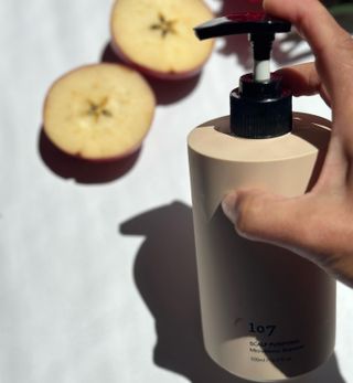 107 SCAP PURIFYING Microbiome Shampoo 500ml 16.9 fl oz — 5점을 준 리뷰어가 2023년 6월 올린 사용 사진