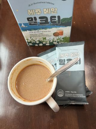 느랑풀 USA_ [neurangpul] JEJU BUCKWHEAT MILKTEA 30g*10 — 3점을 준 리뷰어가 2025년 7월 올린 사용 사진
