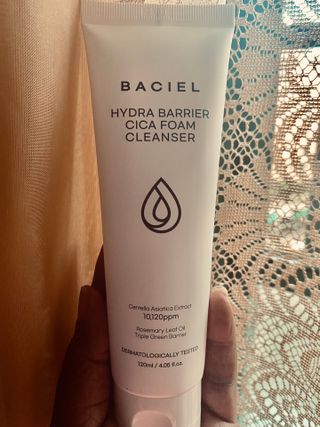 바시엘 BACIEL 바시엘 이드라 배리어 시카 폼 클렌저 120ml — 3점을 준 리뷰어가 2021년 9월 올린 사용 사진