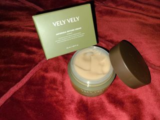 VELY VELY Artemisia Return Cream — 5점을 준 리뷰어가 2021년 4월 올린 사용 사진