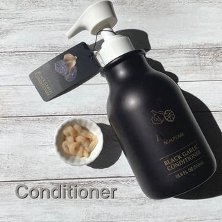 "ALA-C" 블랙 마늘 샴푸 + 컨디셔너 세트 — 3.5점을 준 리뷰어가 2022년 3월 올린 사용 사진