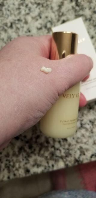 VELY VELY Yuja C-Tamin Serum — 5점을 준 리뷰어가 2021년 4월 올린 사용 사진