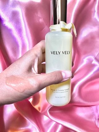 VELY VELY Yuja C-Tamin Toner — 5점을 준 리뷰어가 2021년 4월 올린 사용 사진