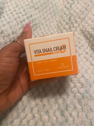 [THE SKIN HOUSE] Vita Snail Cream — 4.5점을 준 리뷰어가 2022년 3월 올린 사용 사진