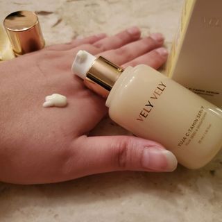 VELY VELY Yuja C-Tamin Serum — 5점을 준 리뷰어가 2021년 5월 올린 사용 사진