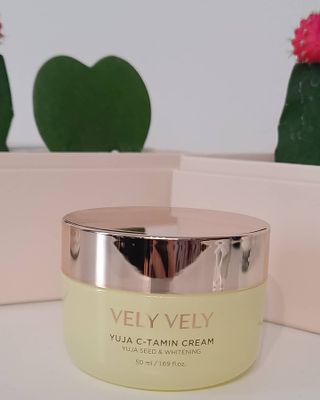 VELY VELY Yuja C-tamin Cream — 5점을 준 리뷰어가 2021년 4월 올린 사용 사진