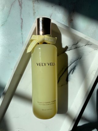 VELY VELY Yuja C-Tamin Toner — 5점을 준 리뷰어가 2021년 4월 올린 사용 사진