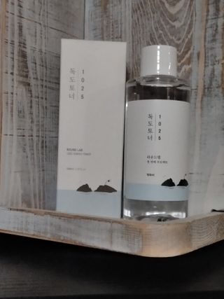 라운드 랩 1025 독도 토너 100ml — 4.5점을 준 리뷰어가 2021년 2월 올린 사용 사진