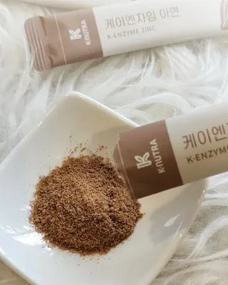 [쿠누트라] K・ENZYME 아연 카카오/3gx30 파우더 스틱 — 5점을 준 리뷰어가 2023년 2월 올린 사용 사진