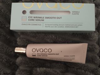 오바코 ovaco eye wrinkle smooth out serum — 5점을 준 리뷰어가 2022년 1월 올린 사용 사진