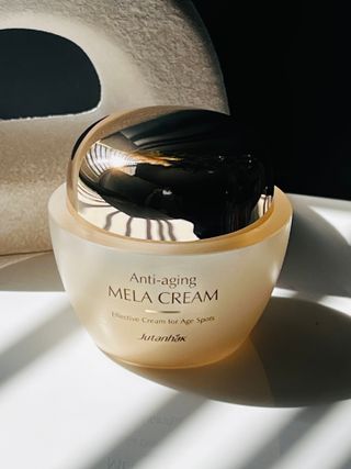 Jutanhak 안티에이징 멜라 크림 50ml / 1.69oz 잡티 &amp; 다크 스팟 케어 하이드레이팅 크림 — 5점을 준 리뷰어가 2023년 7월 올린 사용 사진