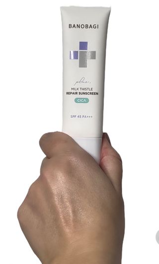 바노바기 코스메틱 바노바기 밀크씨슬 리페어 시카 선스크린 플러스 50ml — 5점을 준 리뷰어가 2023년 10월 올린 사용 사진