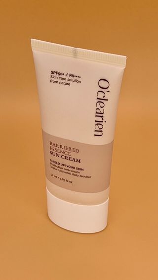 오클리앙 Oclearien Barriered Essence Sun Cream — 5점을 준 리뷰어가 2023년 2월 올린 사용 사진