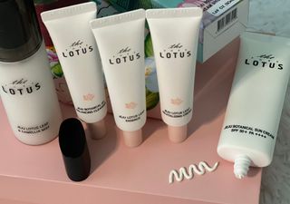 더 퓨어 로터스 제주 식물 선크림 / 제주 연잎 &amp; 동백 미스트 / 순수한 연꽃 어메니티 세트 — 5점을 준 리뷰어가 2022년 7월 올린 사용 사진