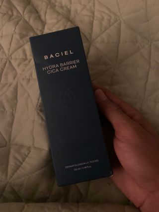 바시엘 BACIEL 바시엘 하이드라 베리어 시카 크림 — 5점을 준 리뷰어가 2021년 8월 올린 사용 사진