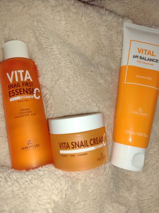 Vita Snail Trio Set [First Essence, Cream, Gel Cleanser] — 4점을 준 리뷰어가 2021년 9월 올린 사용 사진