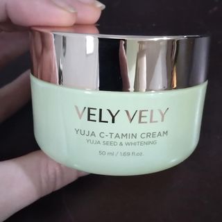VELY VELY Yuja C-tamin Cream — 5점을 준 리뷰어가 2021년 4월 올린 사용 사진