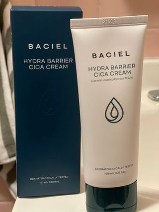 바시엘 BACIEL 바시엘 하이드라 베리어 시카 크림 — 3점을 준 리뷰어가 2021년 4월 올린 사용 사진