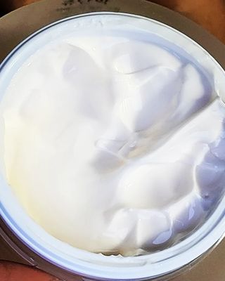 Jutanhak 안티에이징 멜라 크림 50ml / 1.69oz 잡티 &amp; 다크 스팟 케어 하이드레이팅 크림 — 5점을 준 리뷰어가 2022년 11월 올린 사용 사진