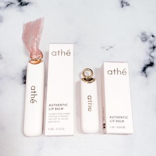 ATHE AUTHENTIC AIRY LIP BALM / 비건립밤 / 어센틱립밤 / 에어리립밤 (수정 요청) — 4.5점을 준 리뷰어가 2022년 8월 올린 사용 사진