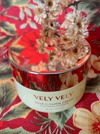 VELY VELY Yuja C-tamin Cream — 5점을 준 리뷰어가 2021년 4월 올린 사용 사진