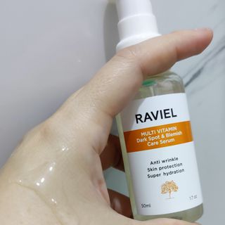 라비엘 멀티 비타민 다크 스팟 &amp; 블레미쉬 케어 페이스 세럼 모든 피부용 1.7 fl oz — 4.5점을 준 리뷰어가 2022년 12월 올린 사용 사진