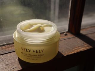 VELY VELY Yuja C-tamin Cream — 5점을 준 리뷰어가 2021년 5월 올린 사용 사진