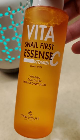 [THE SKIN HOUSE] Vita Snail First Essence — 5점을 준 리뷰어가 2022년 2월 올린 사용 사진