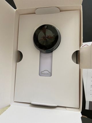 온습도 모니터와 스마트 리모컨이 탑재된 EGLOO cam S4 1080P Wi-Fi 스마트 카메라 — 3점을 준 리뷰어가 2021년 5월 올린 사용 사진