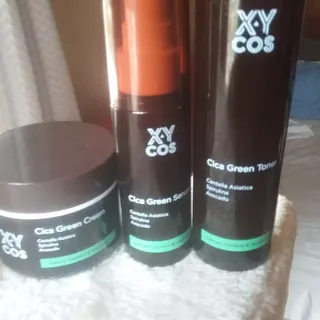 Cica Green Line [Toner, Serum, Cream] — 4.5점을 준 리뷰어가 2021년 9월 올린 사용 사진