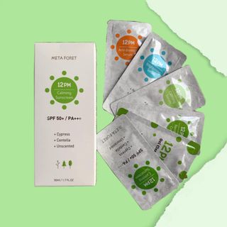 메타포레 12PM  카밍 선스크린 — 5점을 준 리뷰어가 2021년 8월 올린 사용 사진