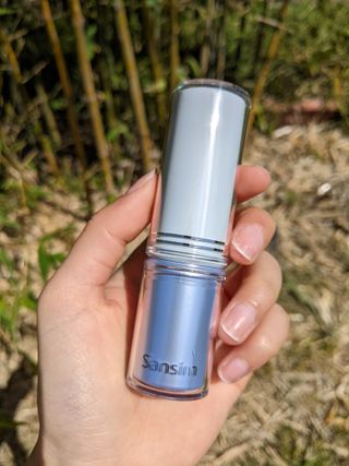 산심 명연수 멀티 스틱 밤 0.38oz 수분 스틱 집중 주름 케어 — 5점을 준 리뷰어가 2023년 4월 올린 사용 사진