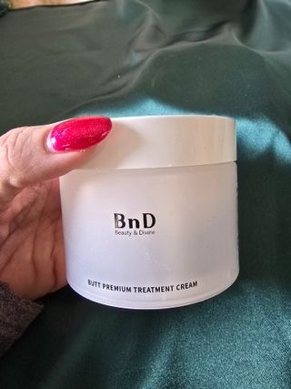 비엔디 2나우[ENG]BnD Body Wrinkle Repair Butt premium — 5점을 준 리뷰어가 2025년 2월 올린 사용 사진
