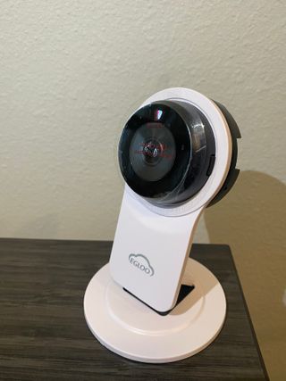 온습도 모니터와 스마트 리모컨이 탑재된 EGLOO cam S4 1080P Wi-Fi 스마트 카메라 — 4.5점을 준 리뷰어가 2021년 6월 올린 사용 사진