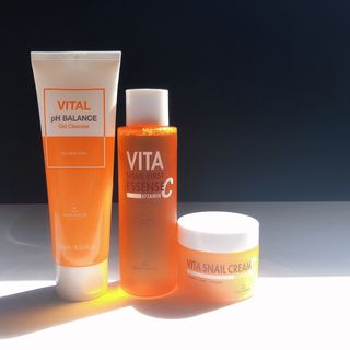 Vita Snail Trio Set [First Essence, Cream, Gel Cleanser] — 4점을 준 리뷰어가 2021년 8월 올린 사용 사진
