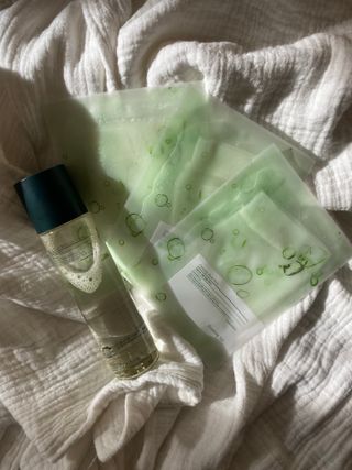 Pyunkang Yul 편강 율 진정 수분 강화 토너 150ml & 진정 마스크팩 10ea — 3.5점을 준 리뷰어가 2021년 8월 올린 사용 사진