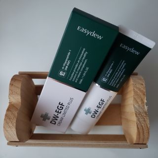 이지듀 DW-EGF 크림 리미티드 플러스 1.69 FL.Oz — 4점을 준 리뷰어가 2021년 8월 올린 사용 사진