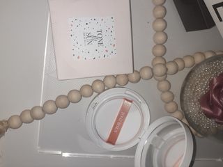 TONEfitSUN 쿠션 12g 비건 톤업 선쿠션 한국산 SPF 50+/ PA++++ — 5점을 준 리뷰어가 2023년 7월 올린 사용 사진