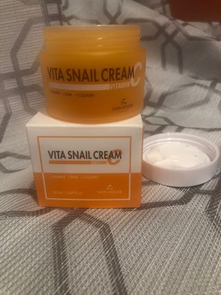 Vita Snail Cream + Vital PH Gel Cleanser — 4.5점을 준 리뷰어가 2021년 10월 올린 사용 사진