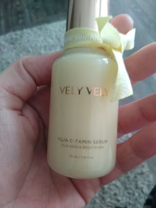 VELY VELY Yuja C-Tamin Serum — 5점을 준 리뷰어가 2021년 4월 올린 사용 사진