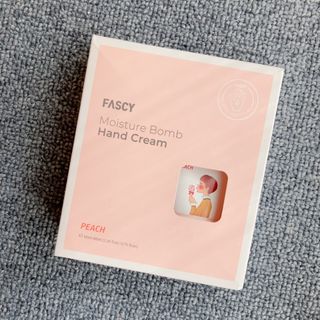 파시 FASCY 高保湿ハンドクリーム40ml+80ml セット — 5점을 준 리뷰어가 2021년 9월 올린 사용 사진