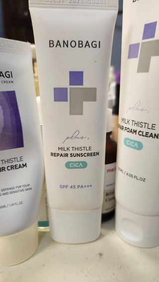 바노바기 코스메틱 바노바기 밀크씨슬 리페어 시카 선스크린 플러스 50ml — 5점을 준 리뷰어가 2023년 10월 올린 사용 사진