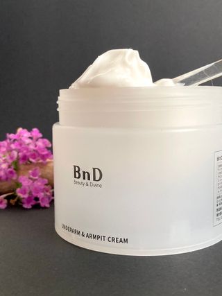 비엔디 2나우[ENG]BnD Body Whitening Underarm Cream — 5점을 준 리뷰어가 2025년 1월 올린 사용 사진