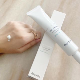 Re:NK 리엔케이 셀루미너스 안티폴루션 UV 크림 — 5점을 준 리뷰어가 2022년 1월 올린 사용 사진