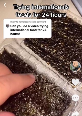 UNCLE NICK 한국 슈퍼 스낵 블랙 &amp; 블랙 김 스낵 — 5점을 준 리뷰어가 2021년 11월 올린 사용 사진