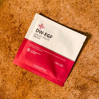 이지듀 DW-EGF 멀티 페이셜 시트 마스크 - 0.53 FL OZ 4EA — 4점을 준 리뷰어가 2021년 8월 올린 사용 사진
